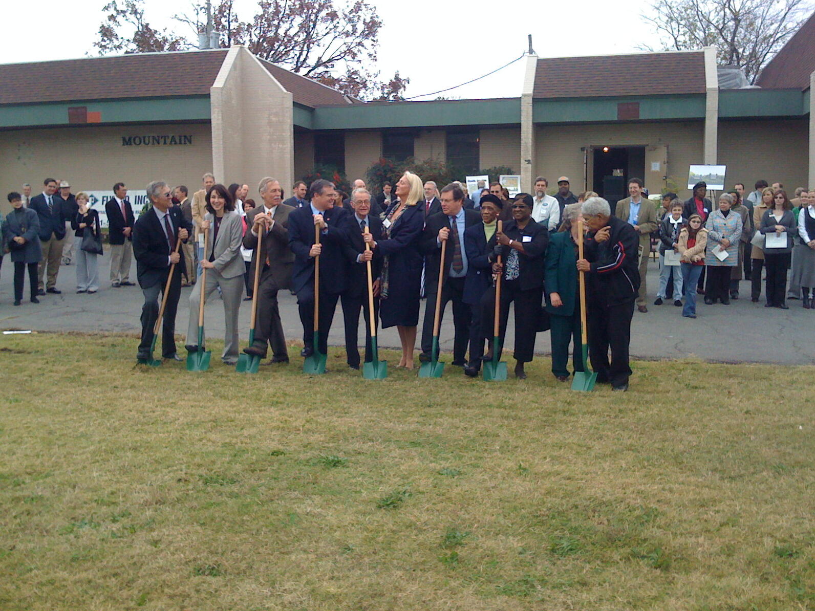 Groundbreakingg ceremony Groundbreakingg ceremony